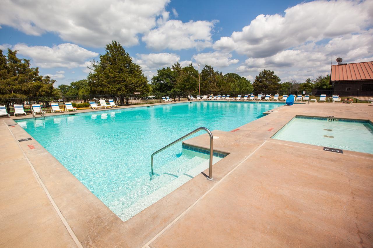 Lake Texoma Camping Resort Cabin 8 Willow Spring Екстер'єр фото